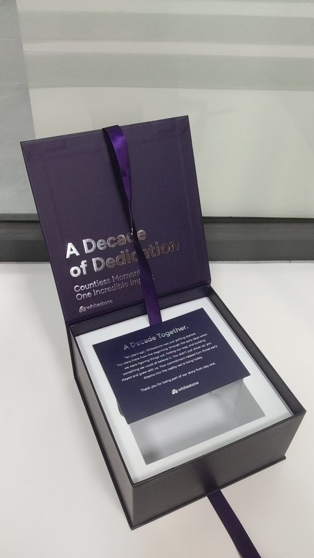 Whitestone 10 Year Award Box + Notecard